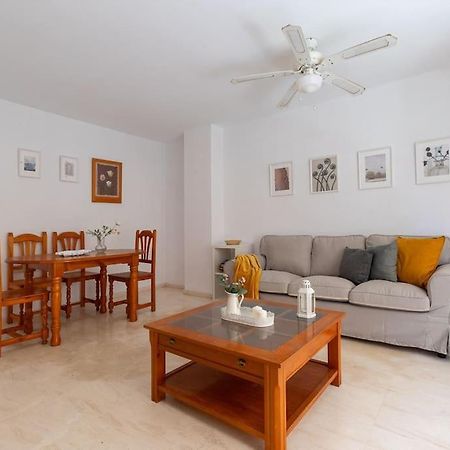 Apartamento Fuengirola Beach Διαμέρισμα Εξωτερικό φωτογραφία