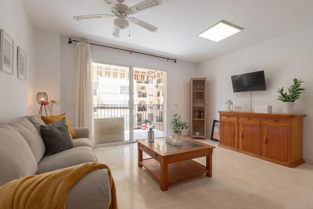 Apartamento Fuengirola Beach Διαμέρισμα Εξωτερικό φωτογραφία