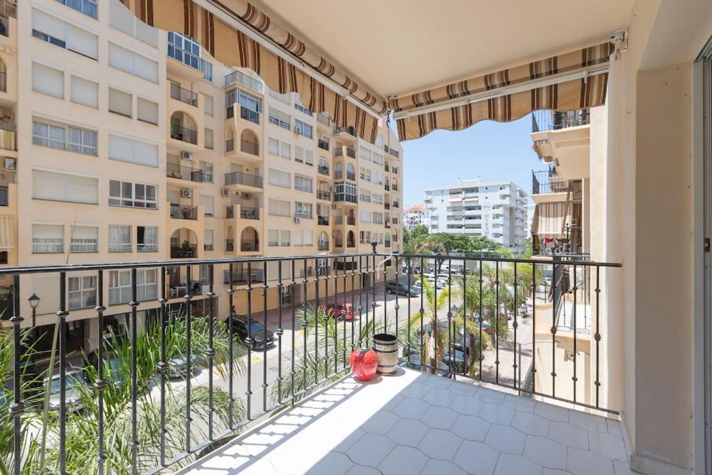 Apartamento Fuengirola Beach Διαμέρισμα Εξωτερικό φωτογραφία